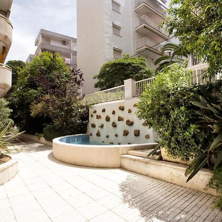 Salou Arquus Center Apartment ภายนอก รูปภาพ